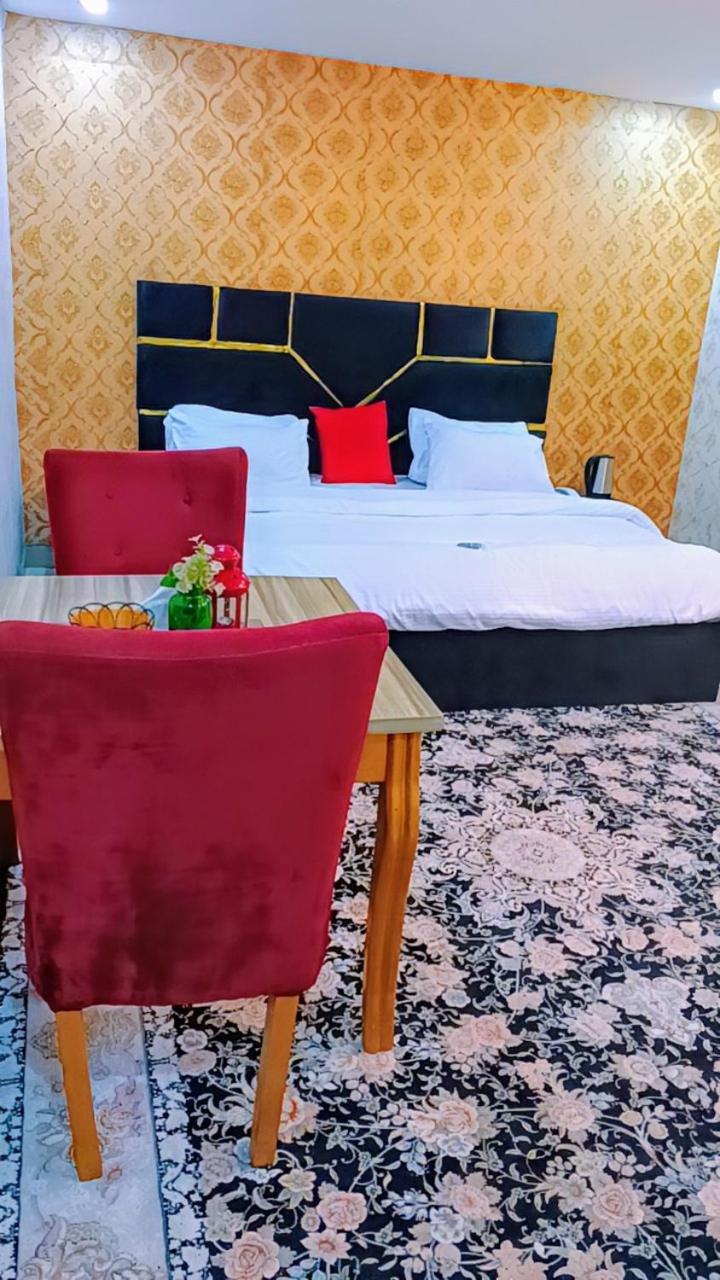Nuit De Paris Hotel Abuja Bagian luar foto