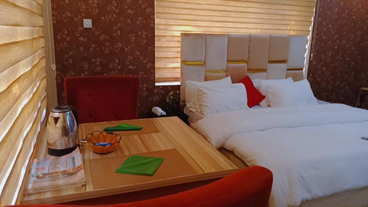 Nuit De Paris Hotel Abuja Bagian luar foto